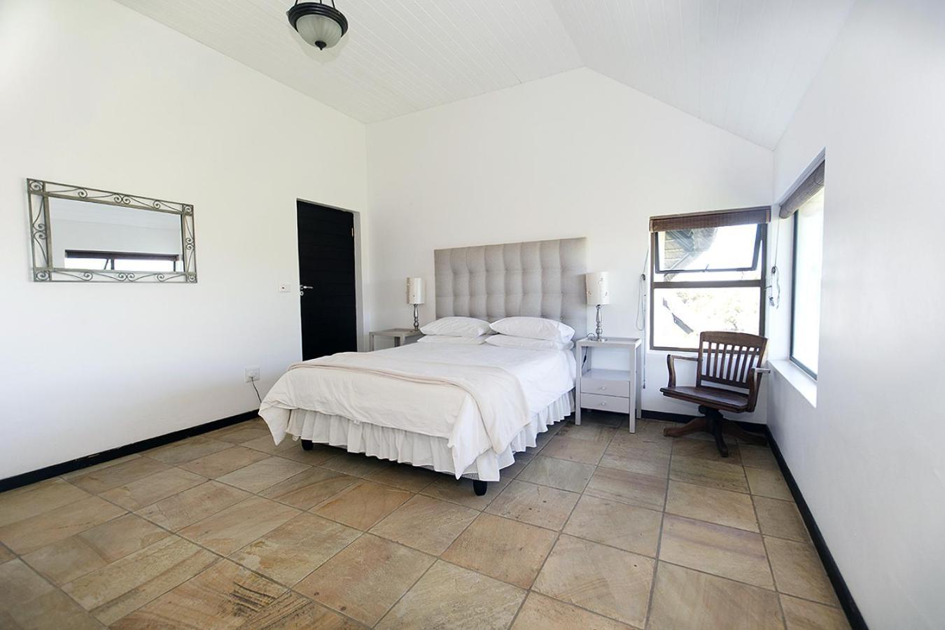 Sleepers Nest Holiday home St Francis Bay
